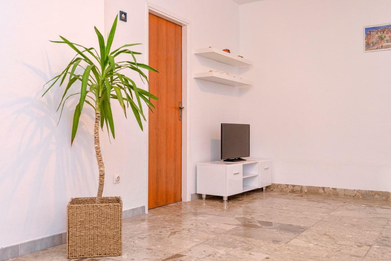 Apartment Mediteran Stari Grad  Kültér fotó